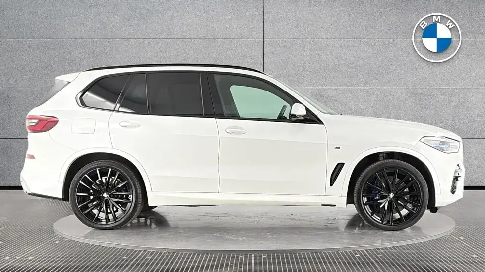 Used BMW X5 M Sport 261 HP (191 kW) 2018 White SUV