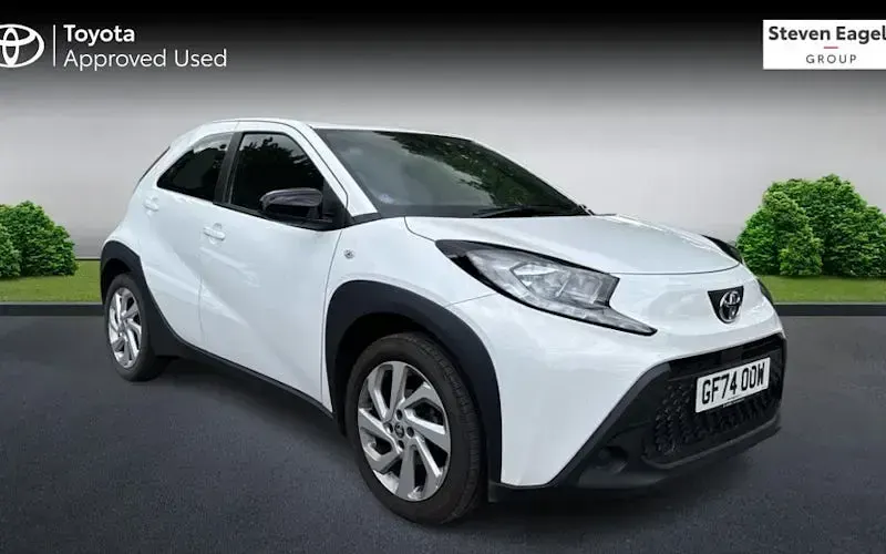 Used Toyota Aygo X PURE 72 HP (52 kW) 2024 SUV