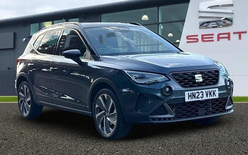 Grey Used 2022 Seat Arona FR SUV | £12,980 (Good price) - Image 1/4