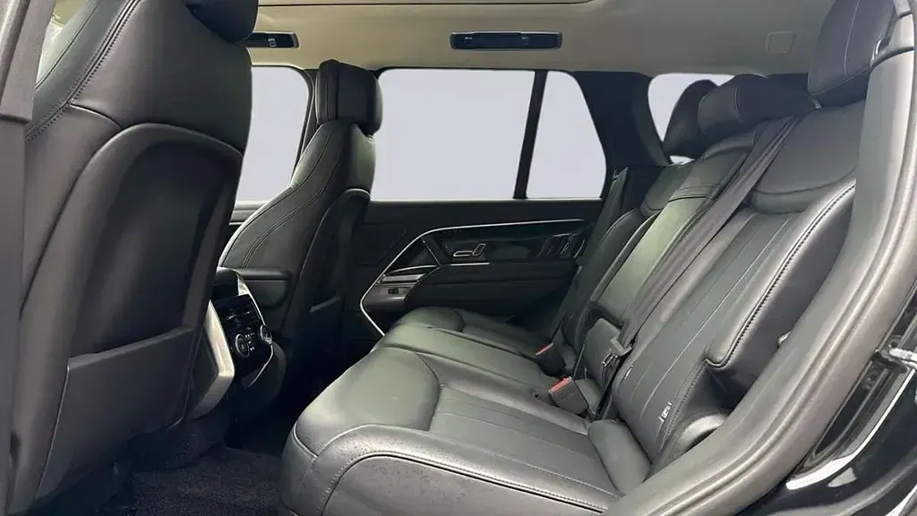 Used Land Rover Range Rover HSE 296 HP (217 kW) 2024 Black SUV