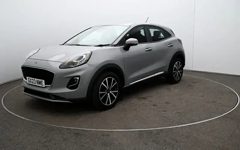 Usado Ford Puma Titanium 155 HP (114 kW) 2023 Prateado SUV
