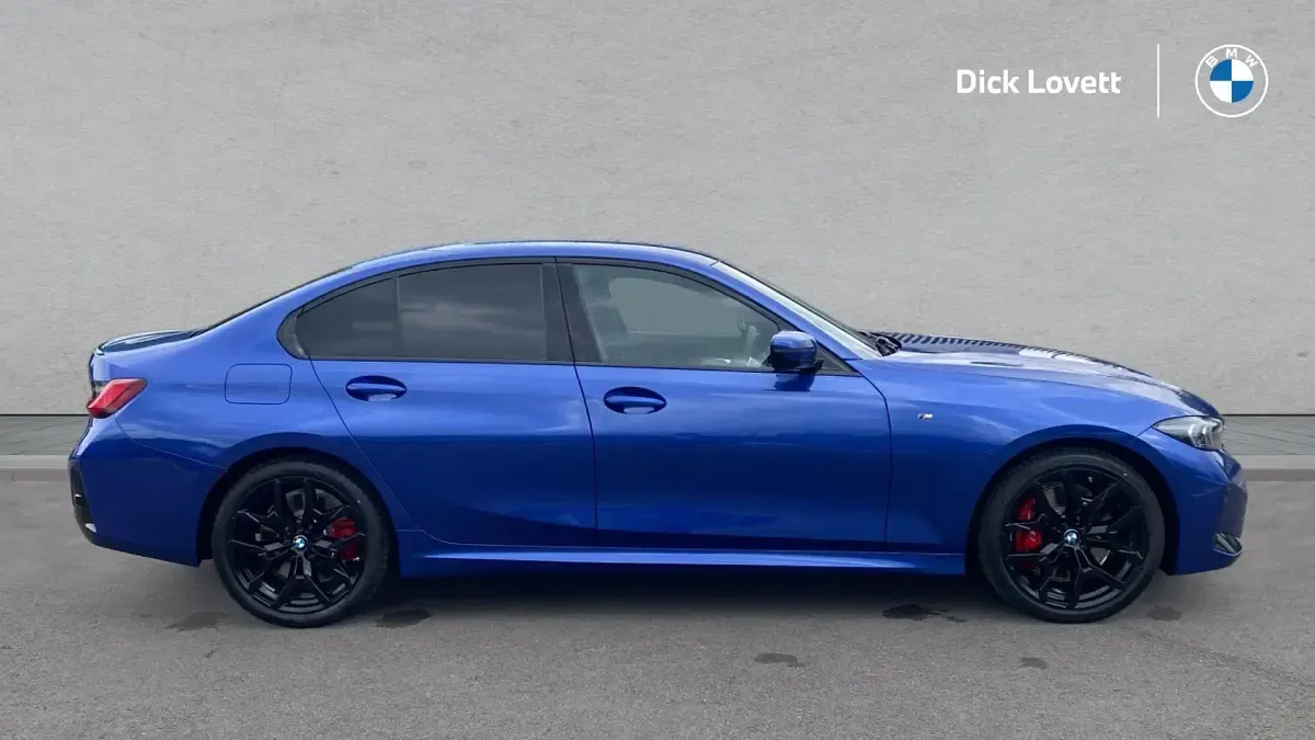 Used BMW 320 M Sport 181 HP (133 kW) 2025 Blue Sedan