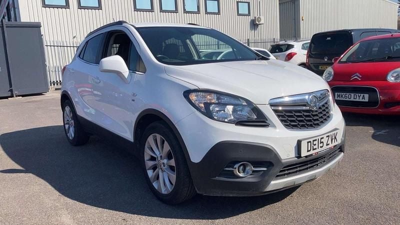 Used Vauxhall Mokka 115 HP (84 kW) 2015 White SUV