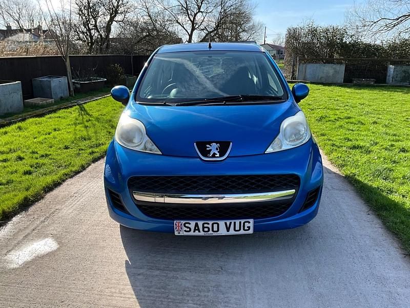 Used Peugeot 107 68 HP (50 kW) 2010 Blue Hatchback