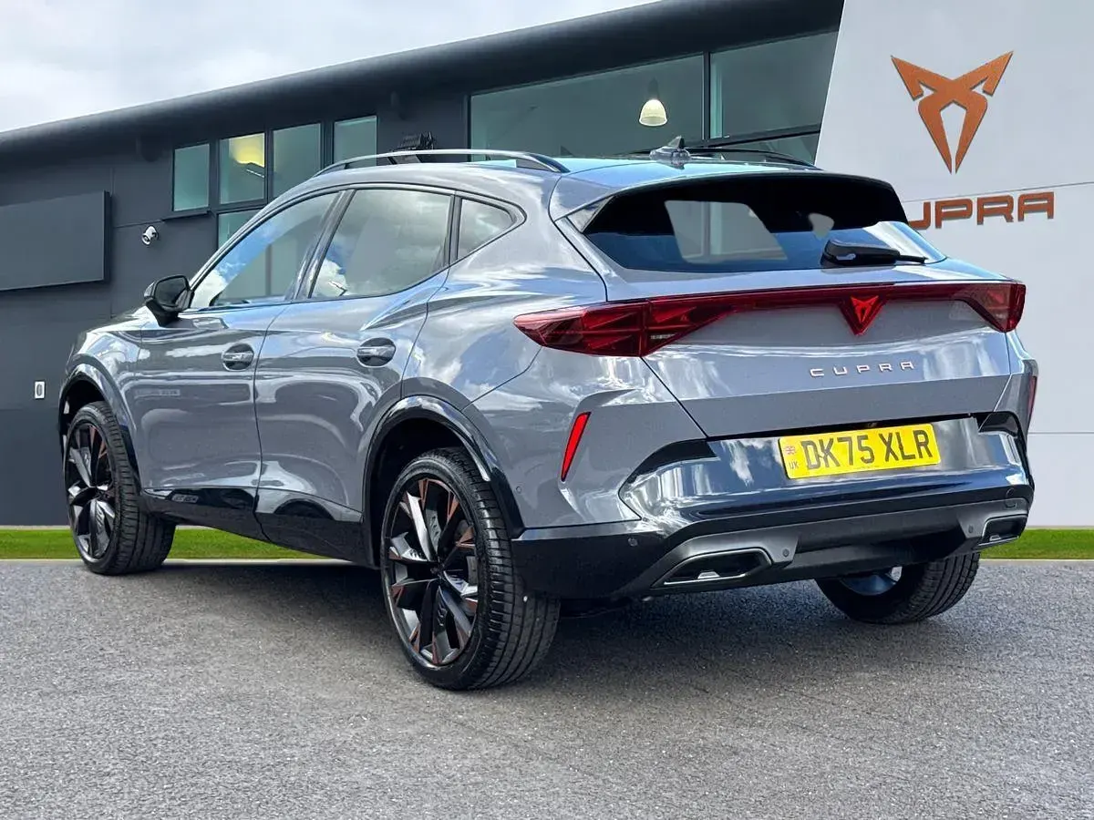 Used Cupra Formentor 150 HP (110 kW) 2025 Grey SUV