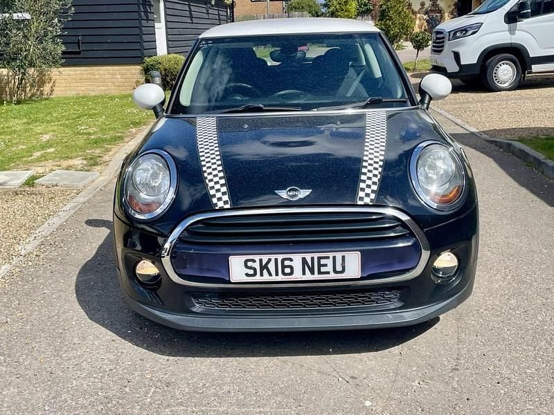 Used Mini Cooper D Hatch 116 HP (85 kW) 2016 Black Hatchback