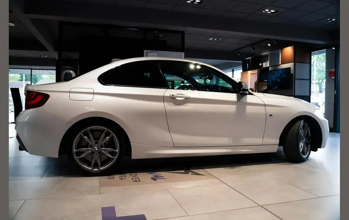 Used BMW M235 Comfort Edition 322 HP (236 kW) 2016 White Coupe
