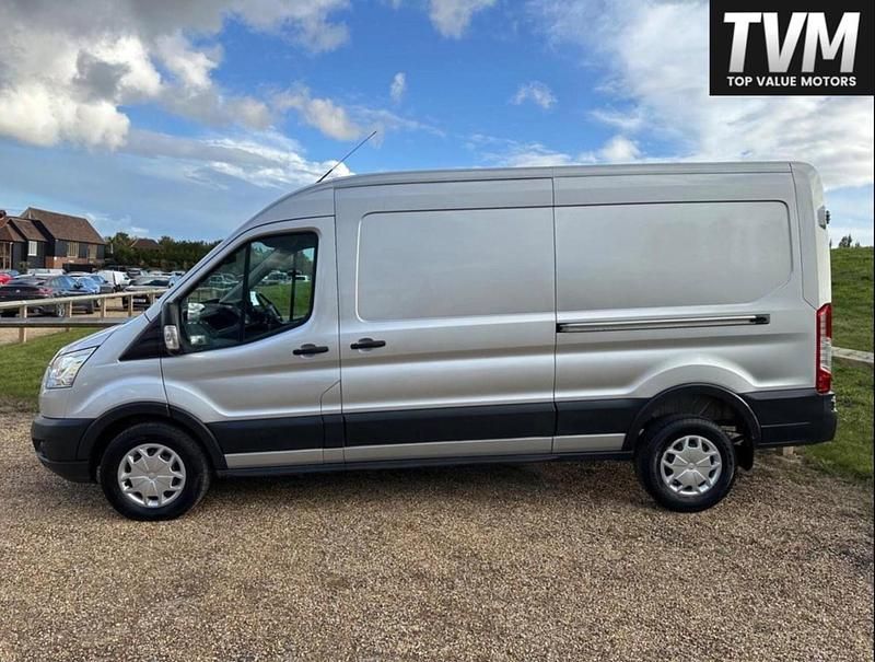 Second-hand Ford Transit 130 CP (95 kW) 2017 Argintiu Van