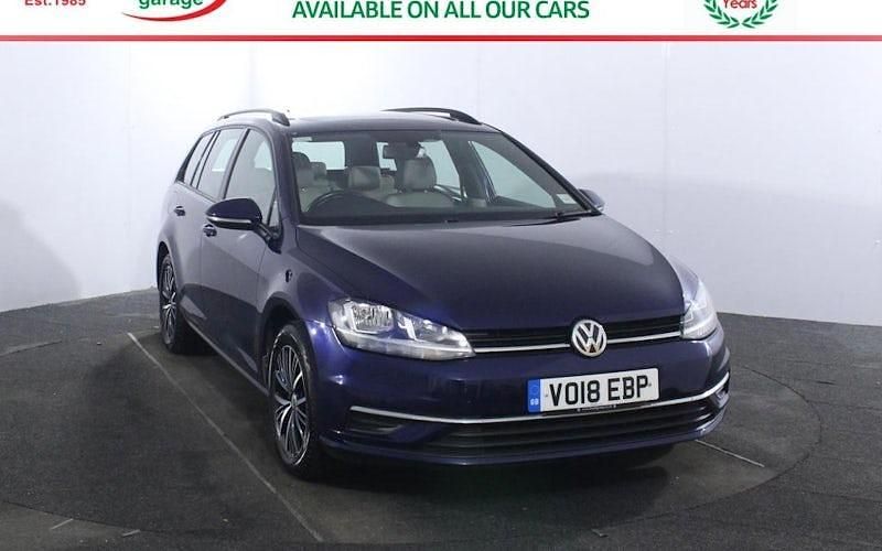 Used VW Golf VII SE 125 HP (91 kW) 2018 Blue Estate