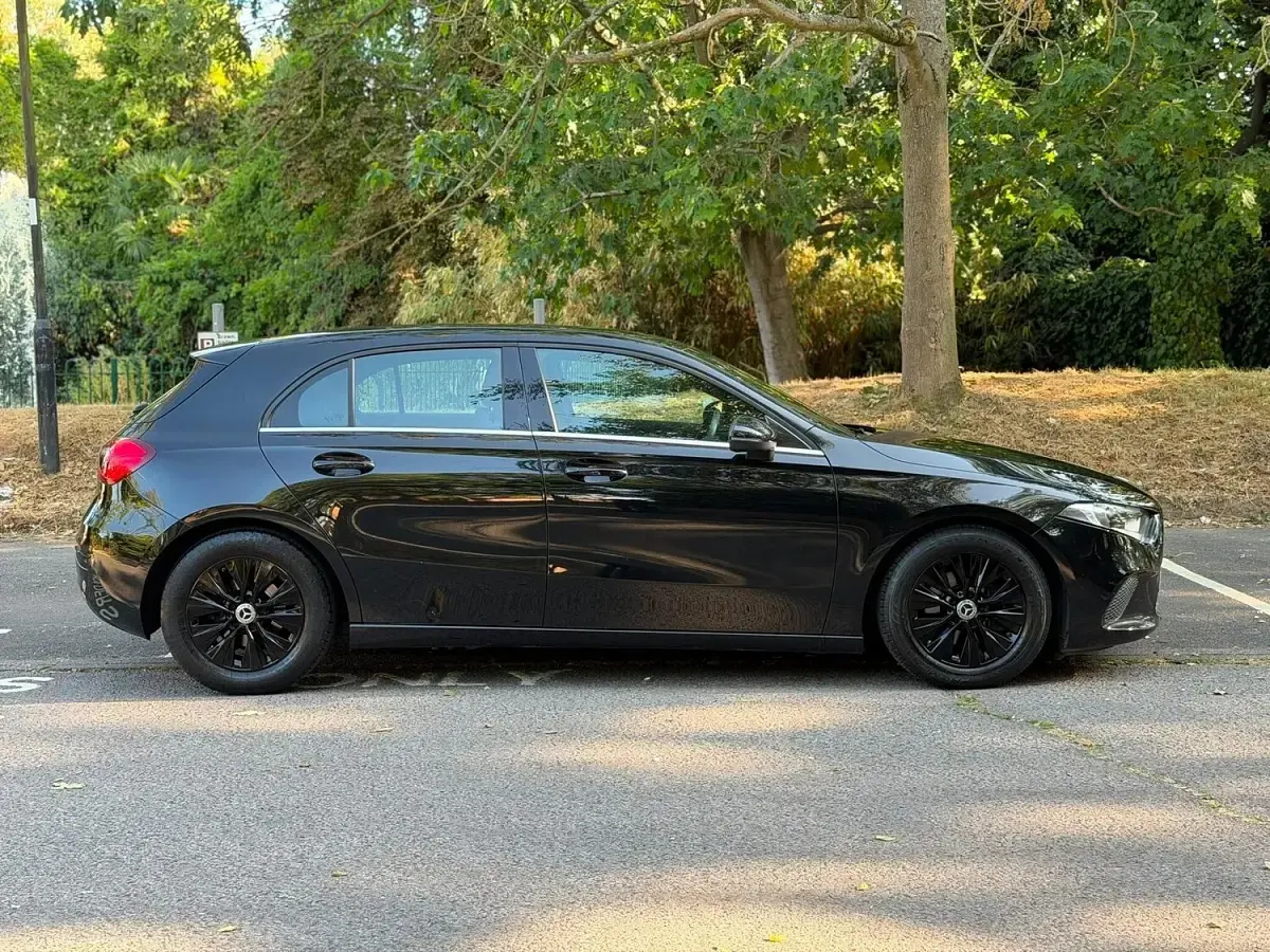 Used Mercedes A180 SE 2021 Black Hatchback