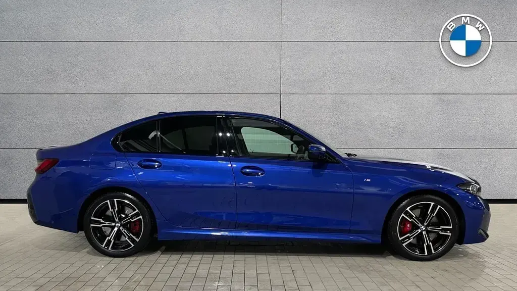 Used BMW 320 M Sport 181 HP (133 kW) 2025 Blue Sedan
