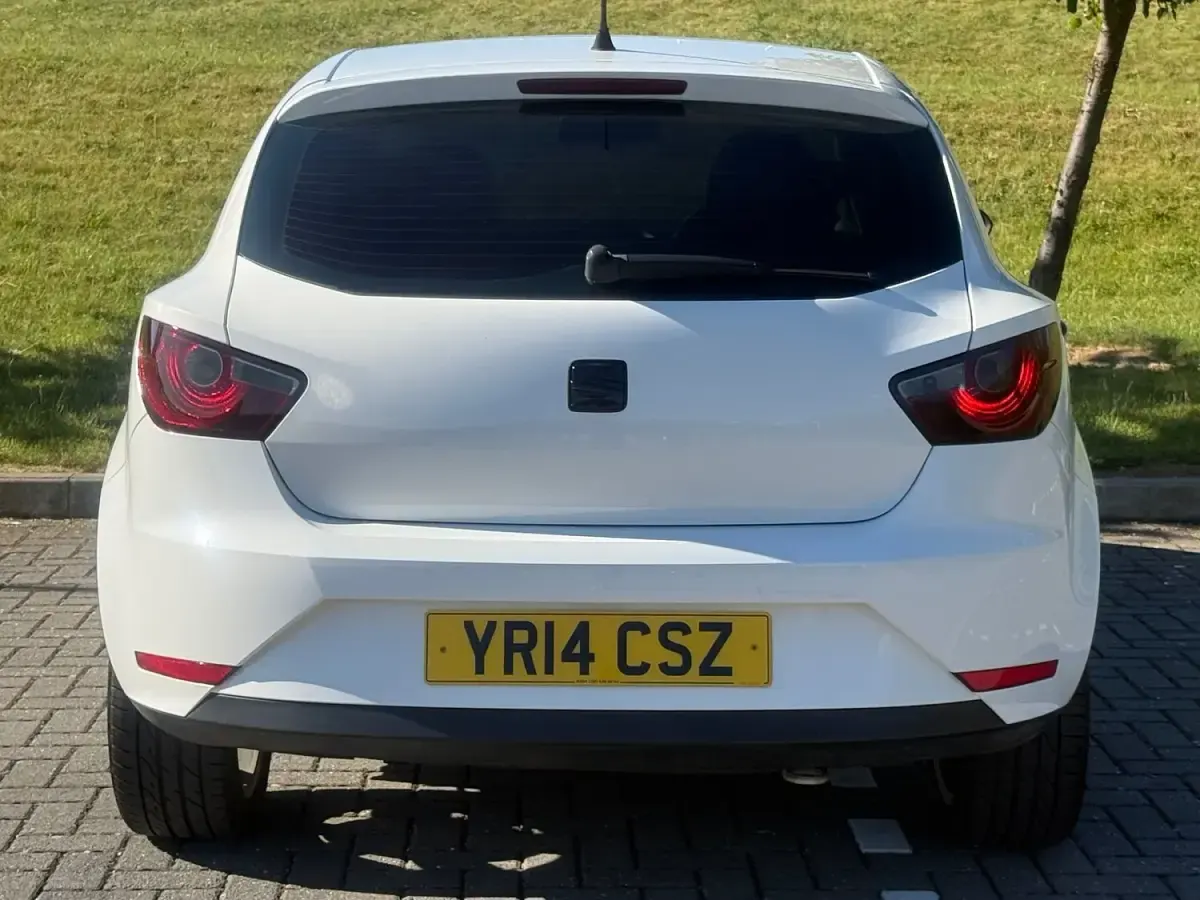Used Seat Ibiza 2014 White Hatchback