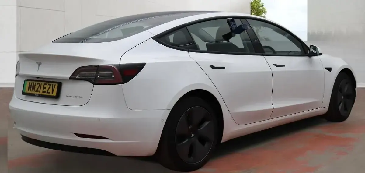 Used Tesla Model 3 Long Range AWD 366 kW (498 HP) 2021 White Sedan