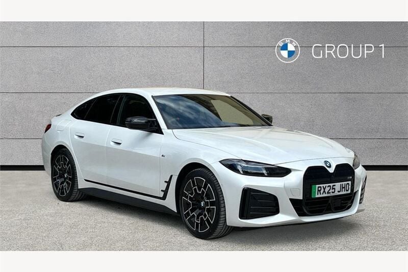 Mineral white Used 2025 BMW i4 Shadowline Sedan | £49,995 (Fair price) - Image 1/4