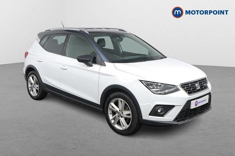 White Used 2020 Seat Arona FR SUV | £11,799 (Fair price) - Image 1/4