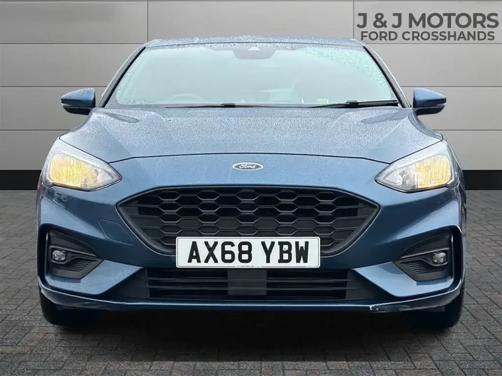 Used Ford Focus ST-Line 2019 Blue Hatchback