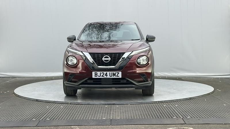 Used Nissan Juke N-Connecta 114 HP (83 kW) 2024 Red SUV