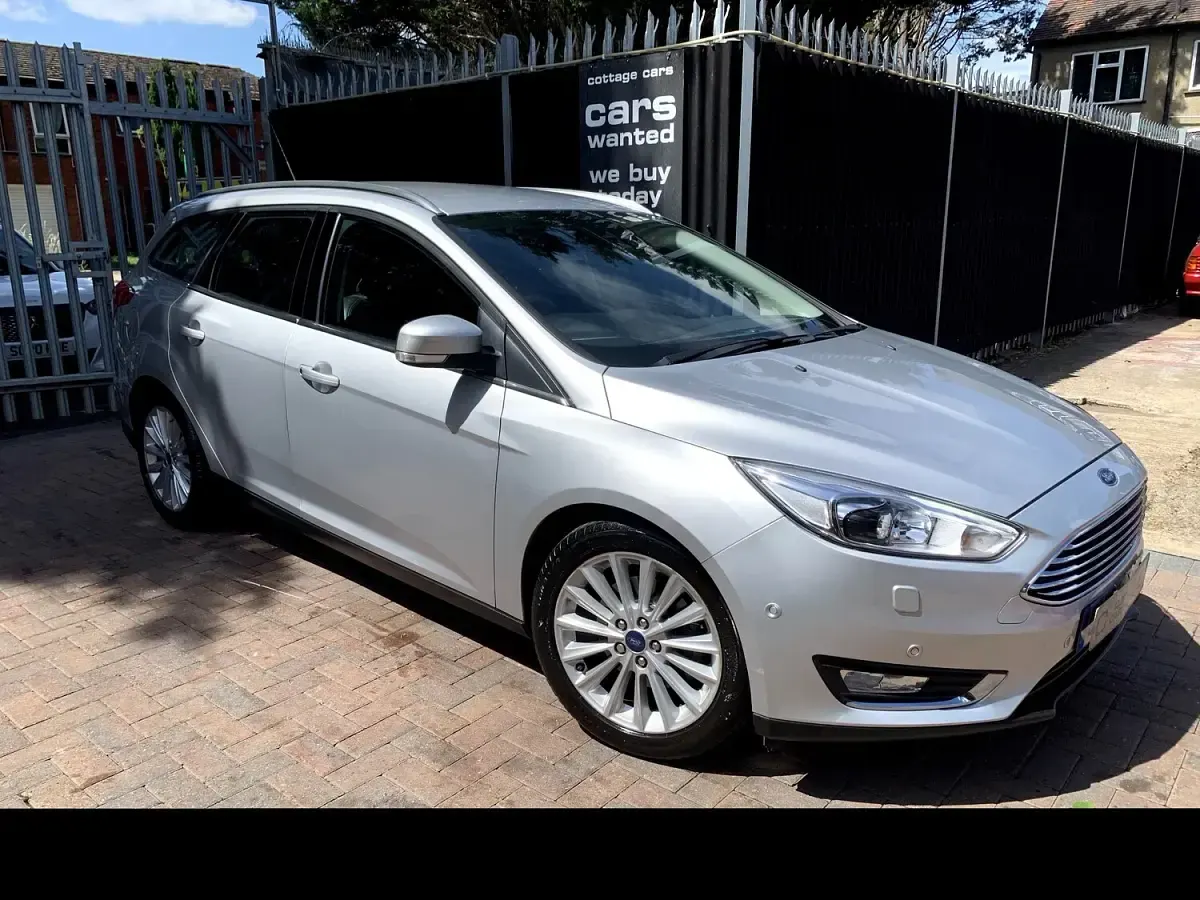 Used Ford Focus Titanium X 182 HP (133 kW) 2015 Silver Estate