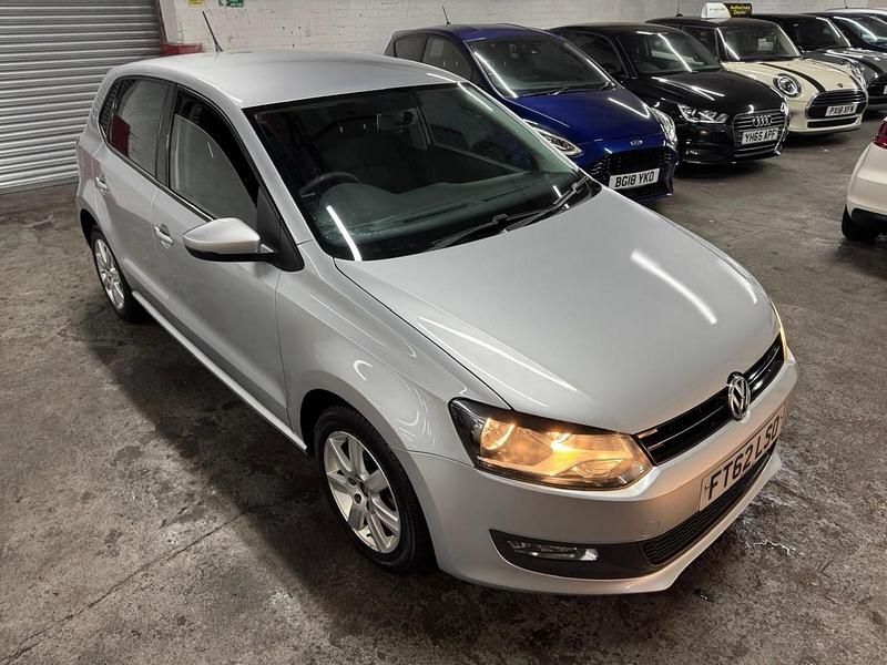 Used VW Polo Match 60 HP (44 kW) 2012 Silver Hatchback