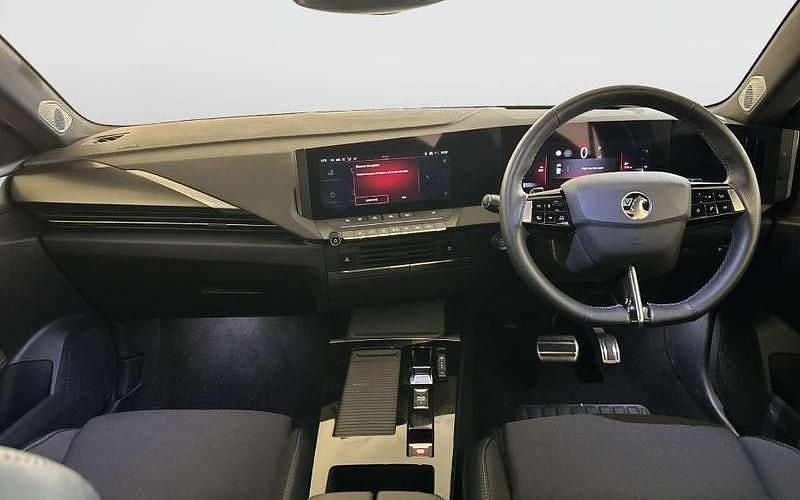 Used Vauxhall Astra 131 HP (96 kW) 2025 Estate