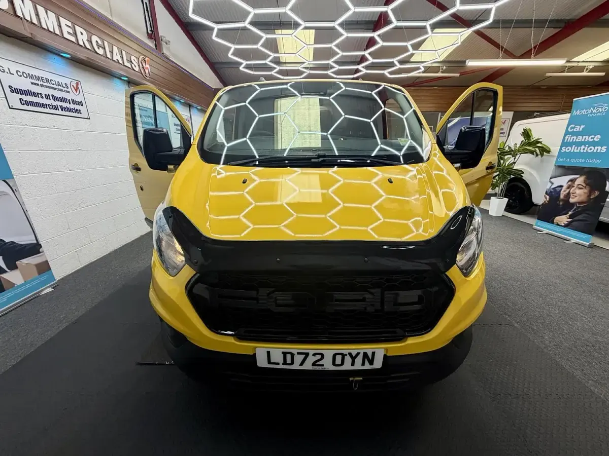 Used Ford Transit Custom S 130 HP (95 kW) 2022 Yellow Van