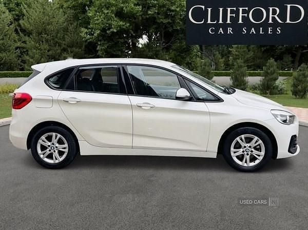 Used BMW 220 Comfort Edition 190 HP (139 kW) 2019 White Hatchback