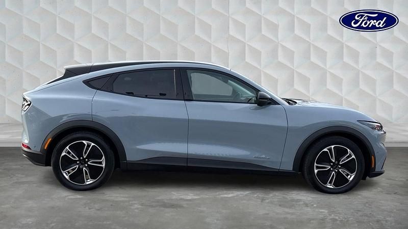 Usado Ford Mustang Mach-E Select 193 kW (263 HP) 2025 Cinzento SUV