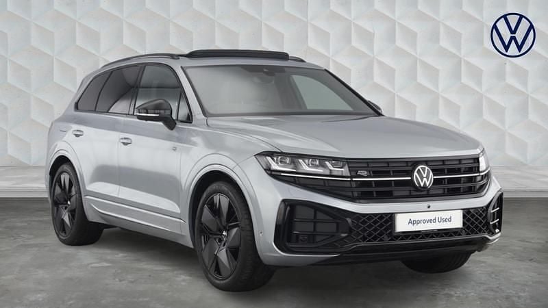 Silver Used 2025 VW Touareg Black Edition SUV | £54,500 (A bit pricey) - Image 1/4