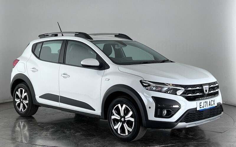 Used 2022 Dacia Sandero Prestige Hatchback | £12,800 (Good price) - Image 1/3