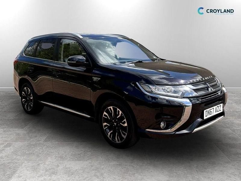 Used Mitsubishi Outlander P-HEV 200 HP (147 kW) 2017 Black Estate