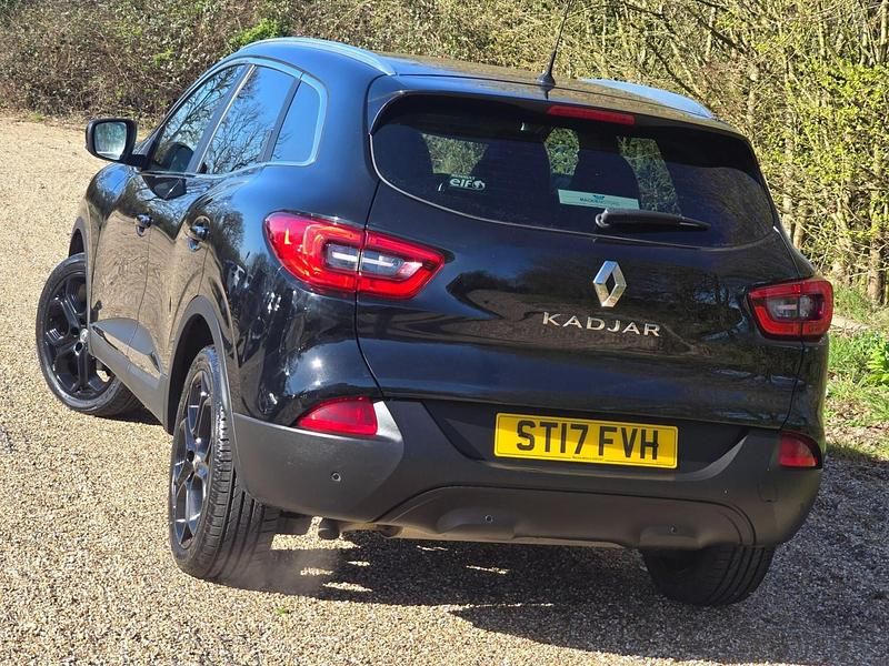 Second-hand Renault Kadjar Dynamique 130 CP (95 kW) 2017 Negru SUV