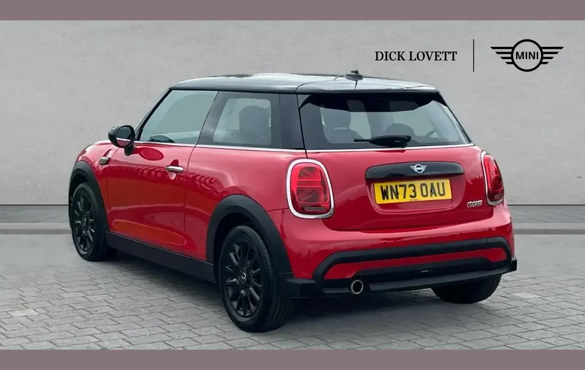 Used Mini Cooper Classic 134 HP (98 kW) 2023 Red Hatchback
