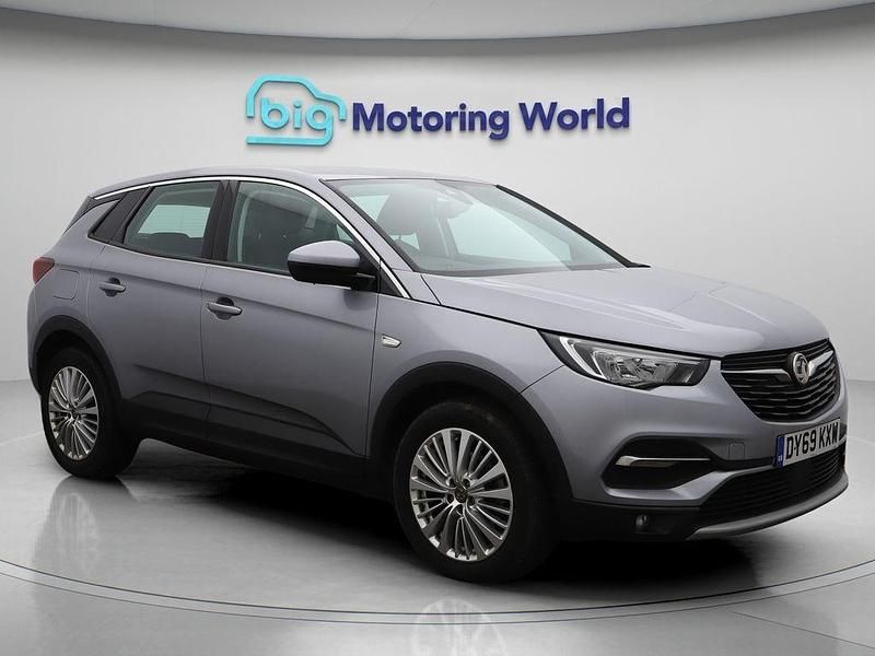 Grey Used 2020 Vauxhall Grandland X Business Edition SUV | £10,818 (Super price) - Image 1/4