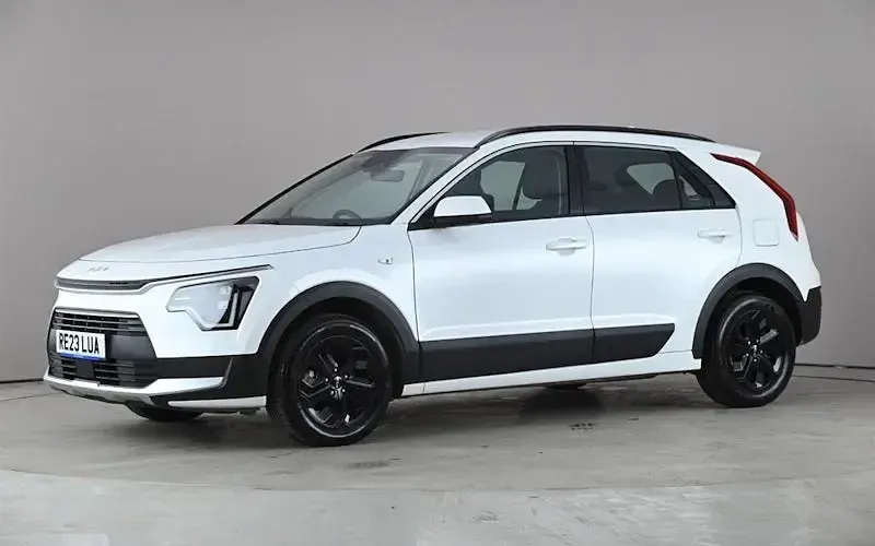 Used Kia Niro 141 HP (103 kW) 2023 White SUV