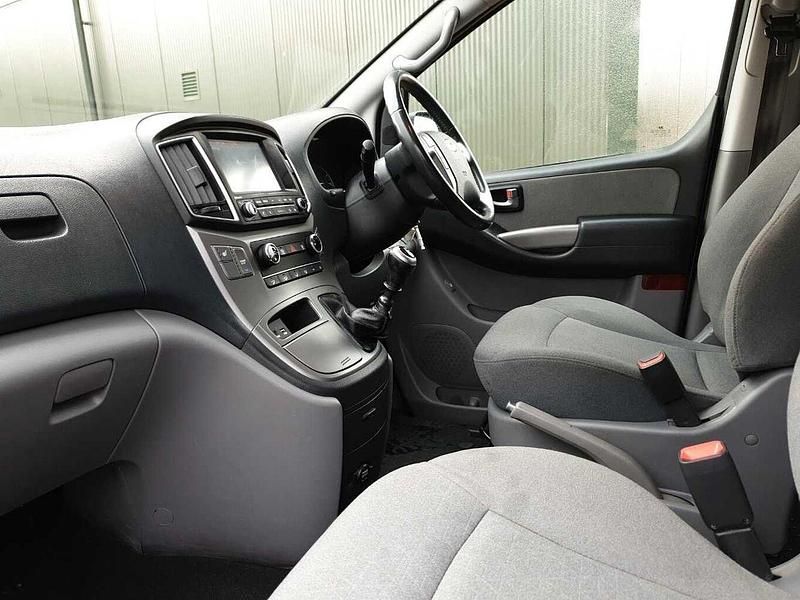 Used Hyundai I800 SE 136 HP (100 kW) 2019 Silver MPV