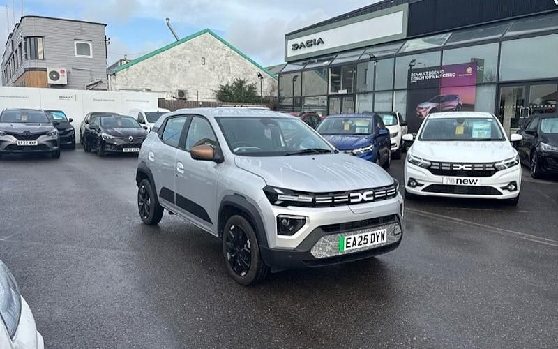 Used 2025 Dacia Spring Extreme Hatchback | £11,063 (Fair price) - Image 1/4