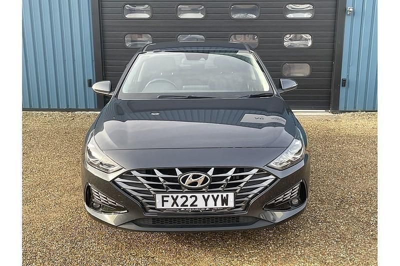 Used Hyundai i30 SE 120 HP (88 kW) 2022 Grey Hatchback