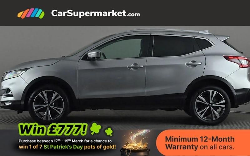 Used Nissan Qashqai N-Connecta 110 HP (80 kW) 2017 Silver SUV