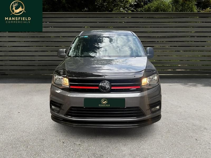 Used VW Caddy Maxi Highline 102 HP (75 kW) 2016 Grey MPV