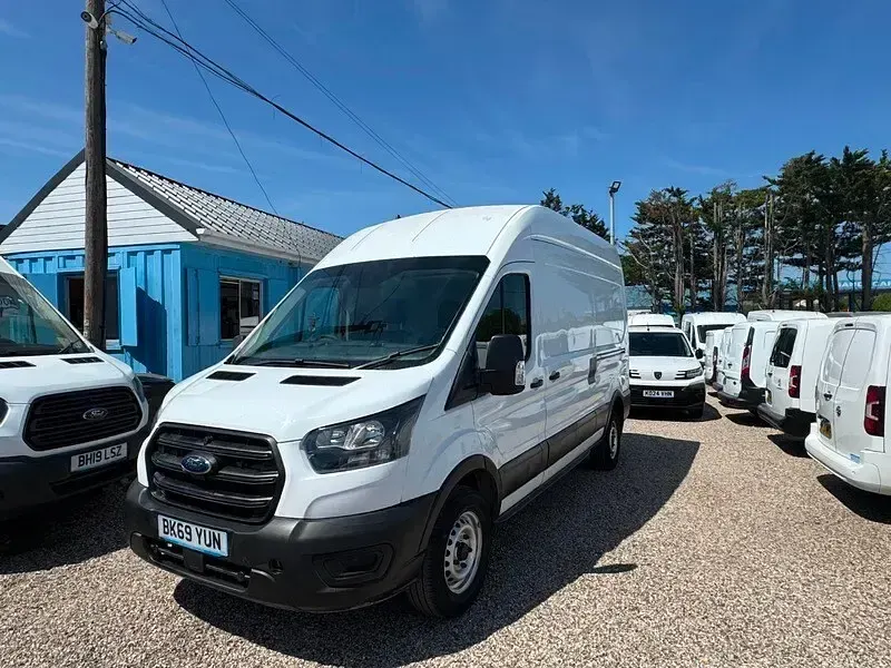 Used Ford Transit 130 HP (95 kW) 2019 White Van