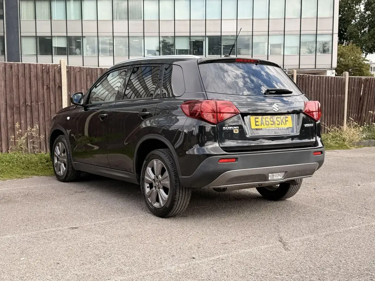 Used Suzuki Vitara SZ-T 112 HP (82 kW) 2019 Black SUV