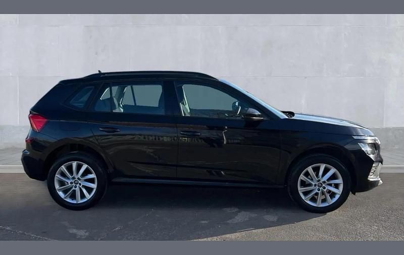 Used Skoda Kamiq SE 95 HP (69 kW) 2025 Black magic pearl effect SUV