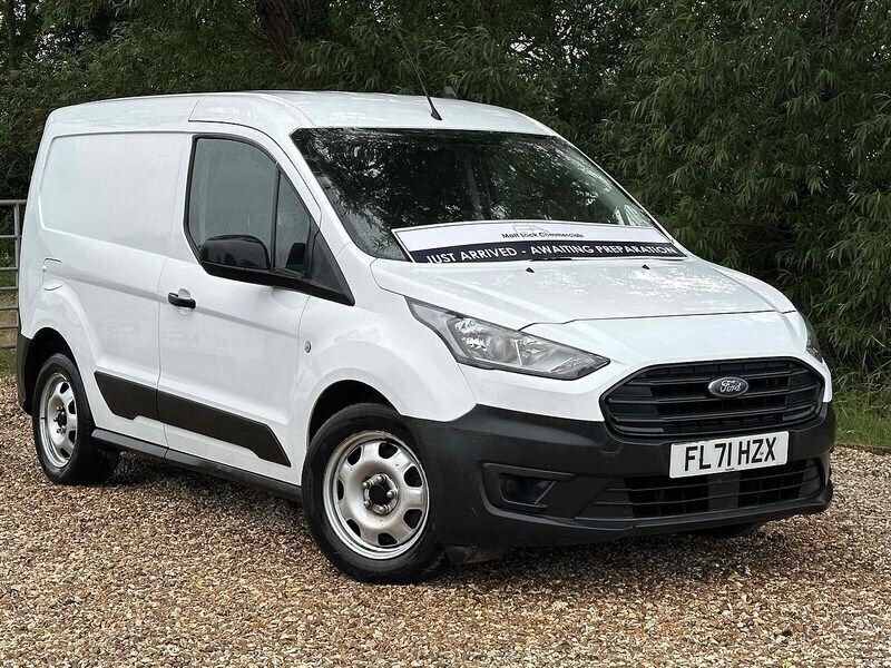 Frozen white (solid paint) Used 2022 Ford Transit | £5,995 (Super price) - Image 1/4