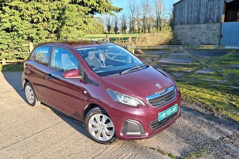 Used Peugeot 108 Active 68 HP (50 kW) 2015 Purple Hatchback