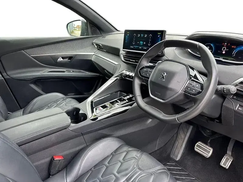 Used Peugeot 3008 Allure 300 HP (220 kW) 2024 Blue SUV