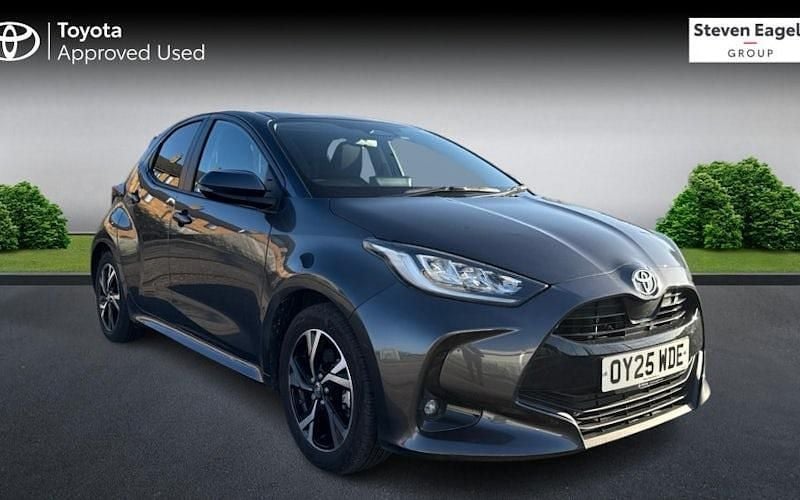 Used Toyota Yaris Hybrid Design 116 HP (85 kW) 2026 Hatchback