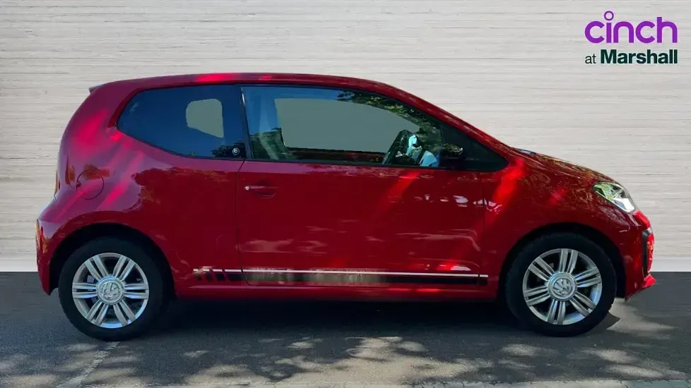 Begagnad VW up! Beats 60 HK (44 kW) 2020 Röd Halvkombi
