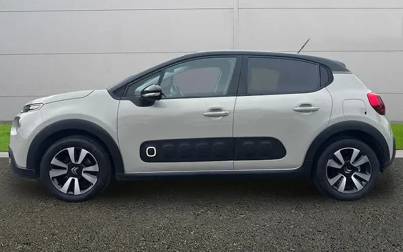 Used Citroën C3 Flair 110 HP (80 kW) 2018 Beige Hatchback