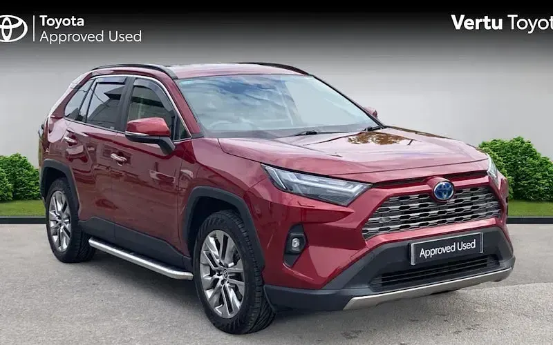 Used Toyota RAV4 218 HP (160 kW) 2025 SUV