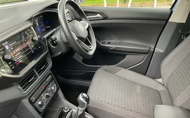 Begagnad VW T-Cross SE 95 HK (69 kW) 2023 Blå SUV